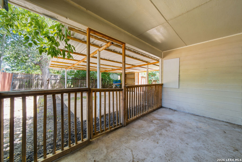 main property photo 22