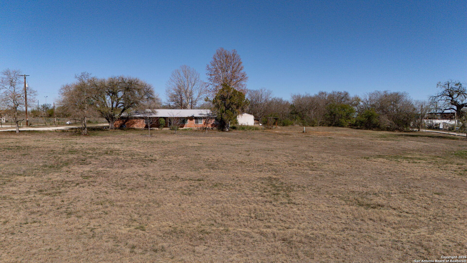 main property photo 5