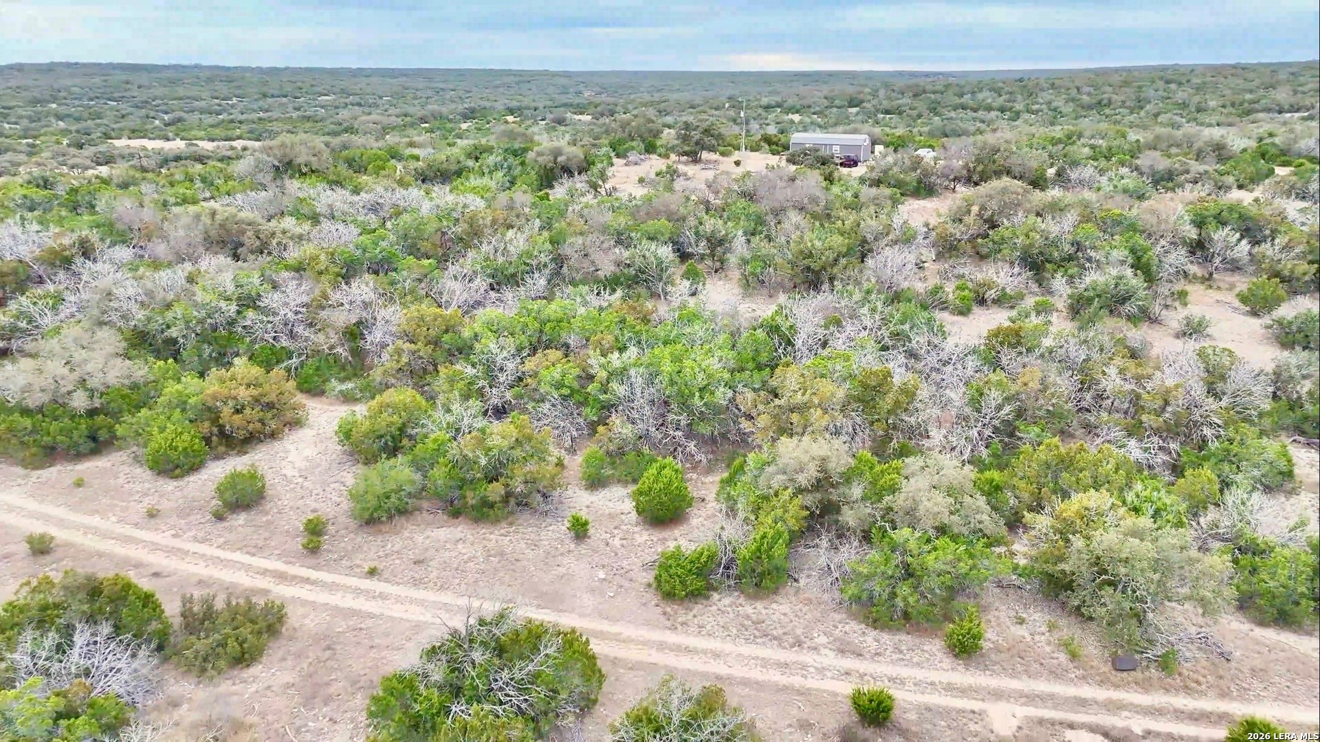 main property photo 37