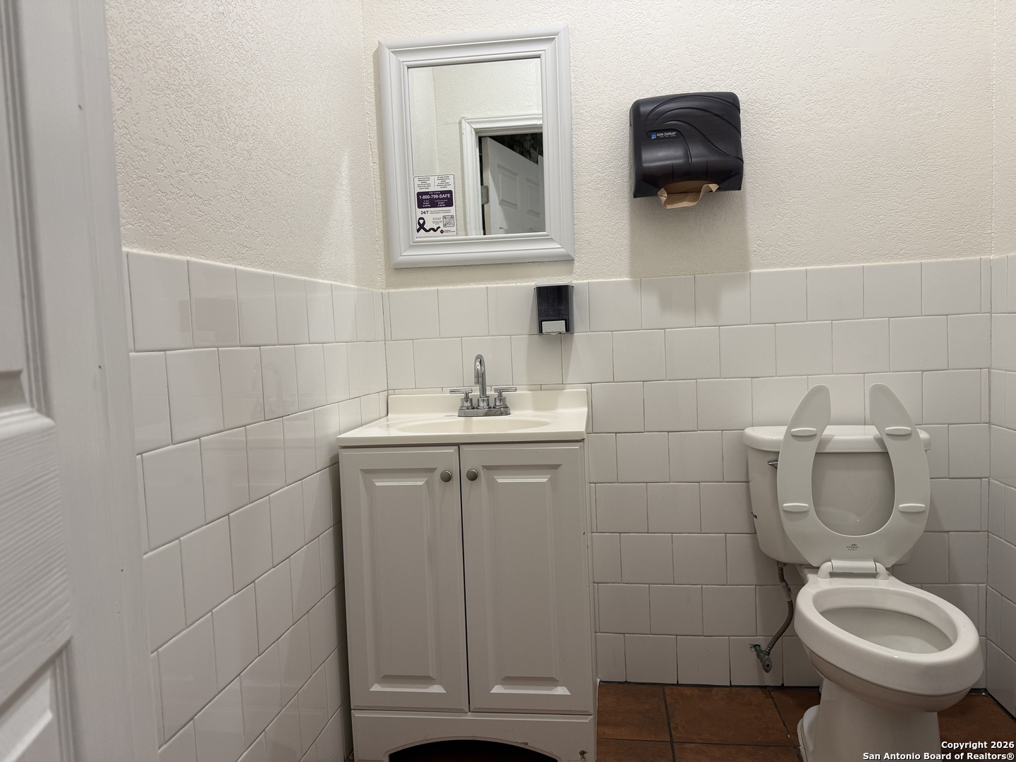 main property photo 12