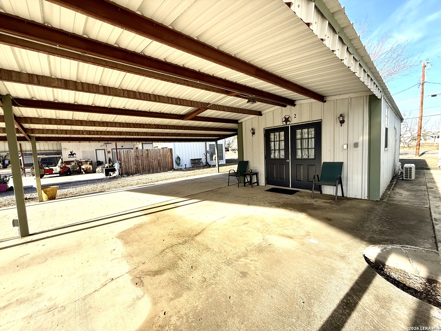 main property photo 30