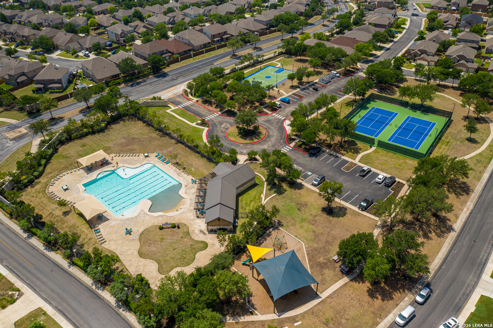 main property photo 50