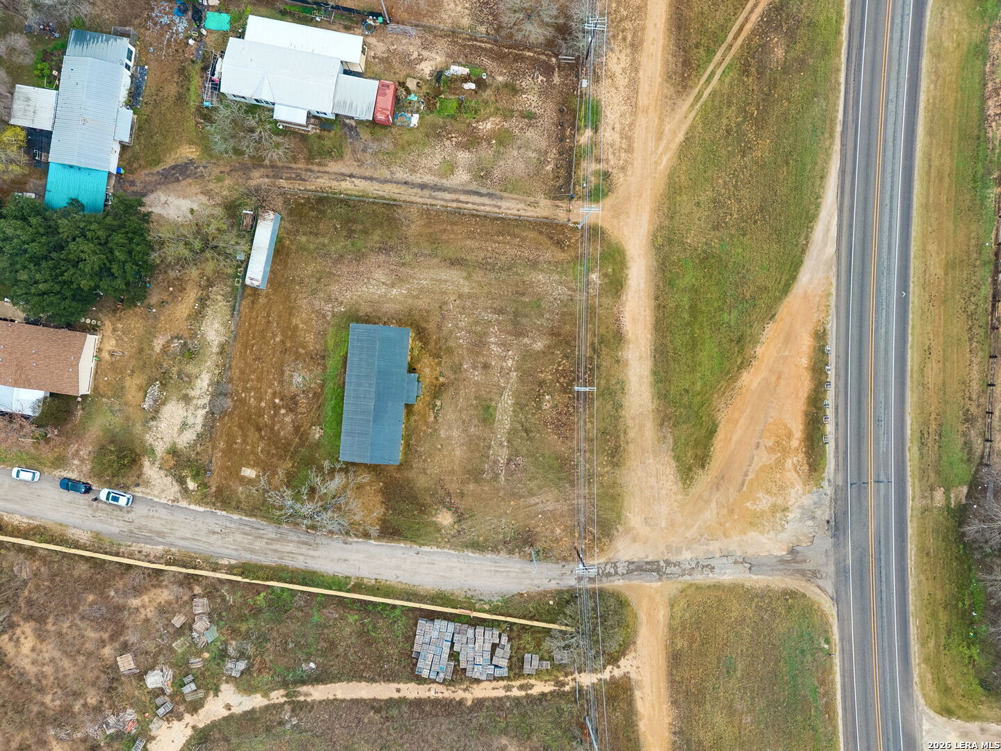 main property photo 23