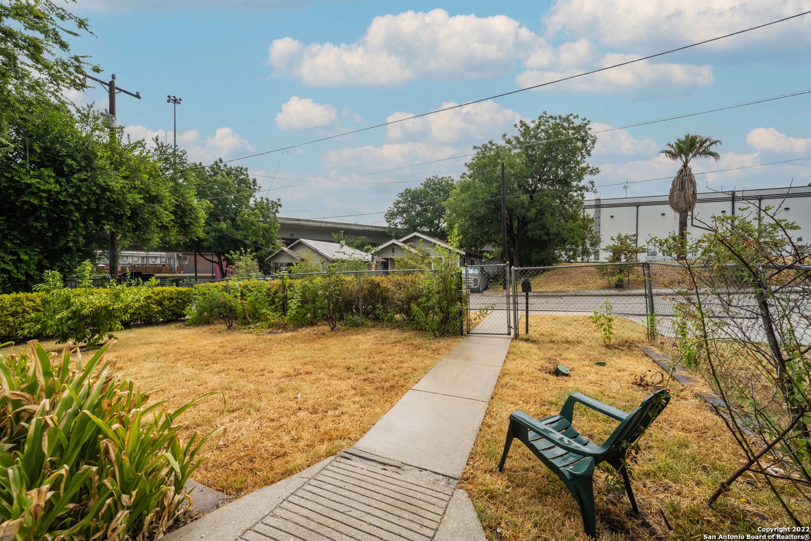 main property photo 26