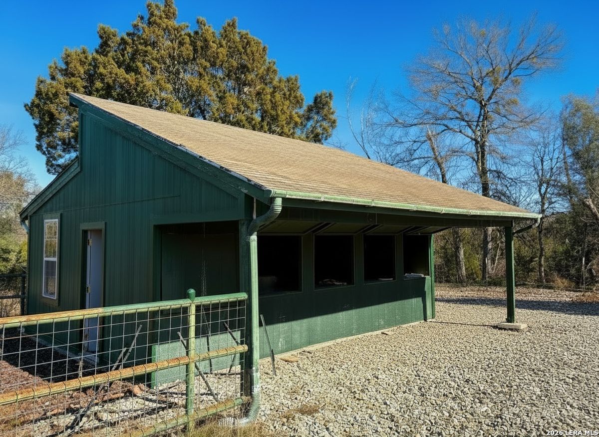 main property photo 41