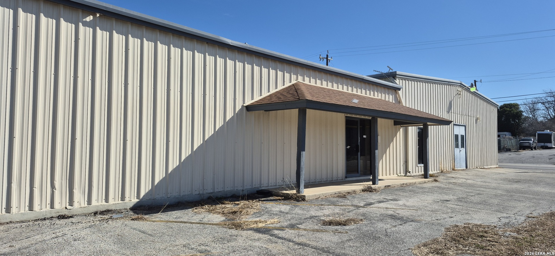 main property photo 14