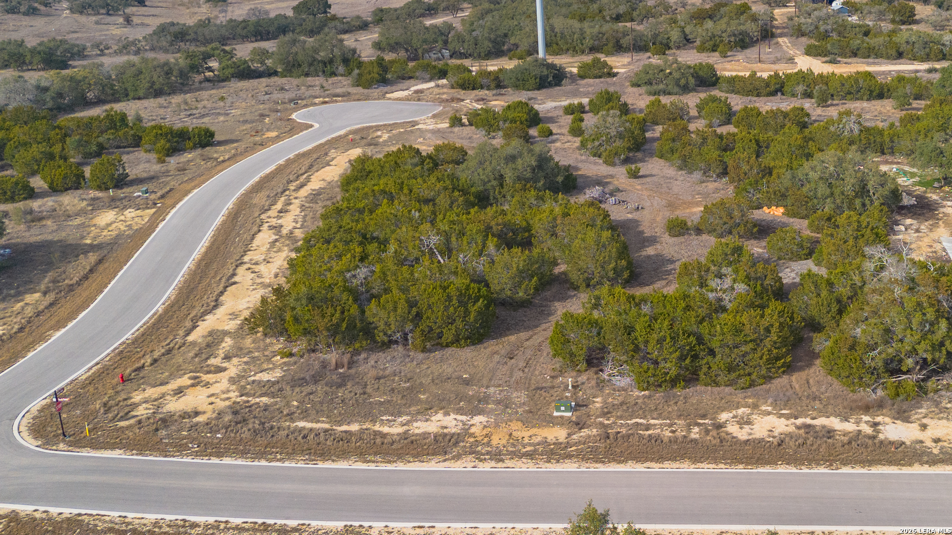 main property photo 6