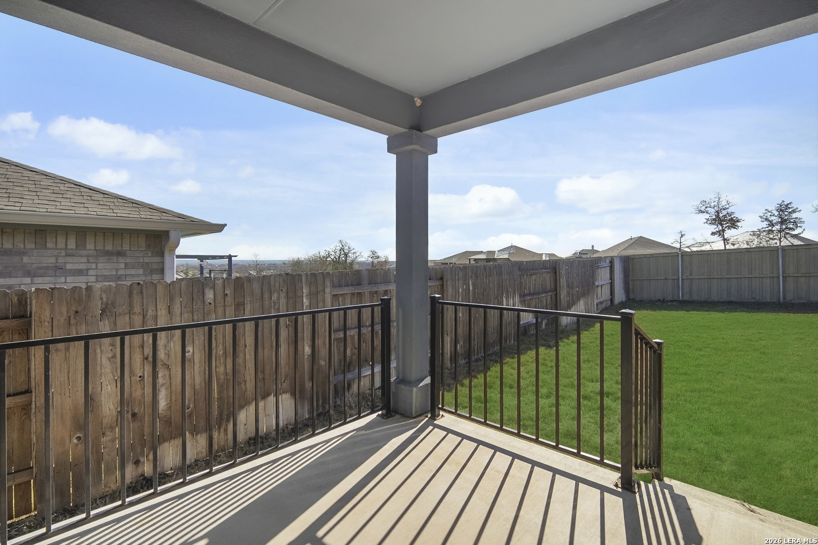 main property photo 25