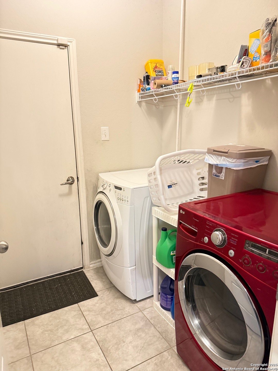 main property photo 16