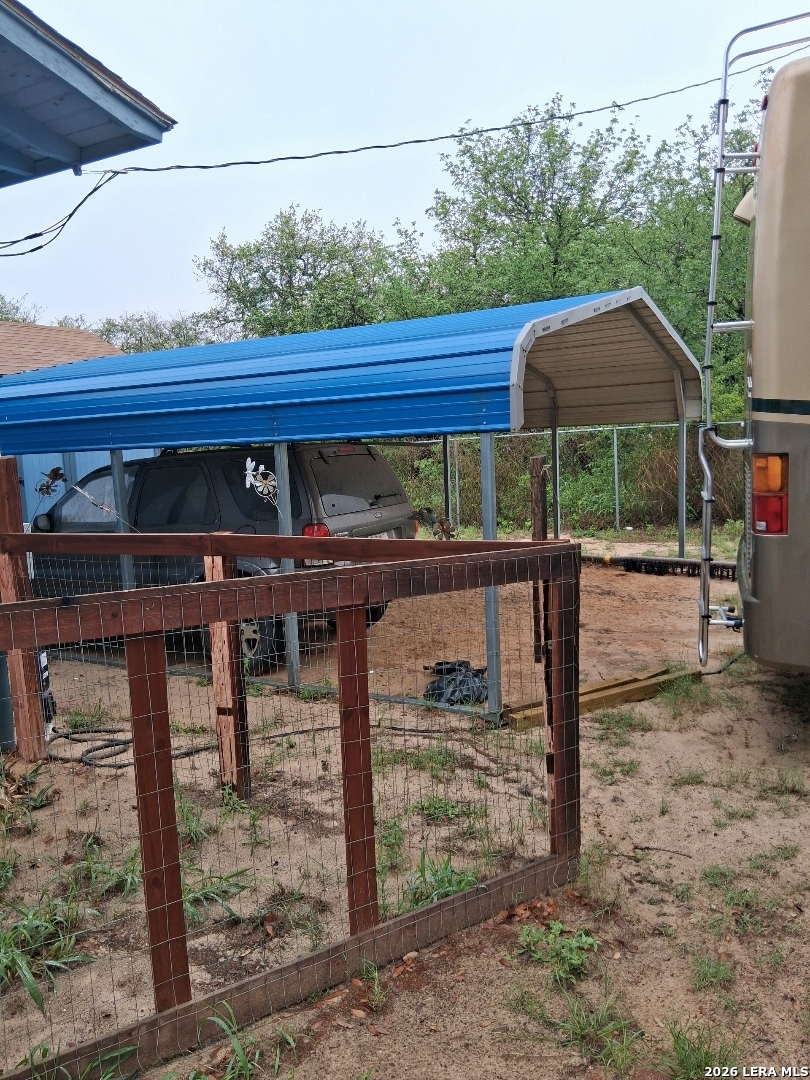 main property photo 6