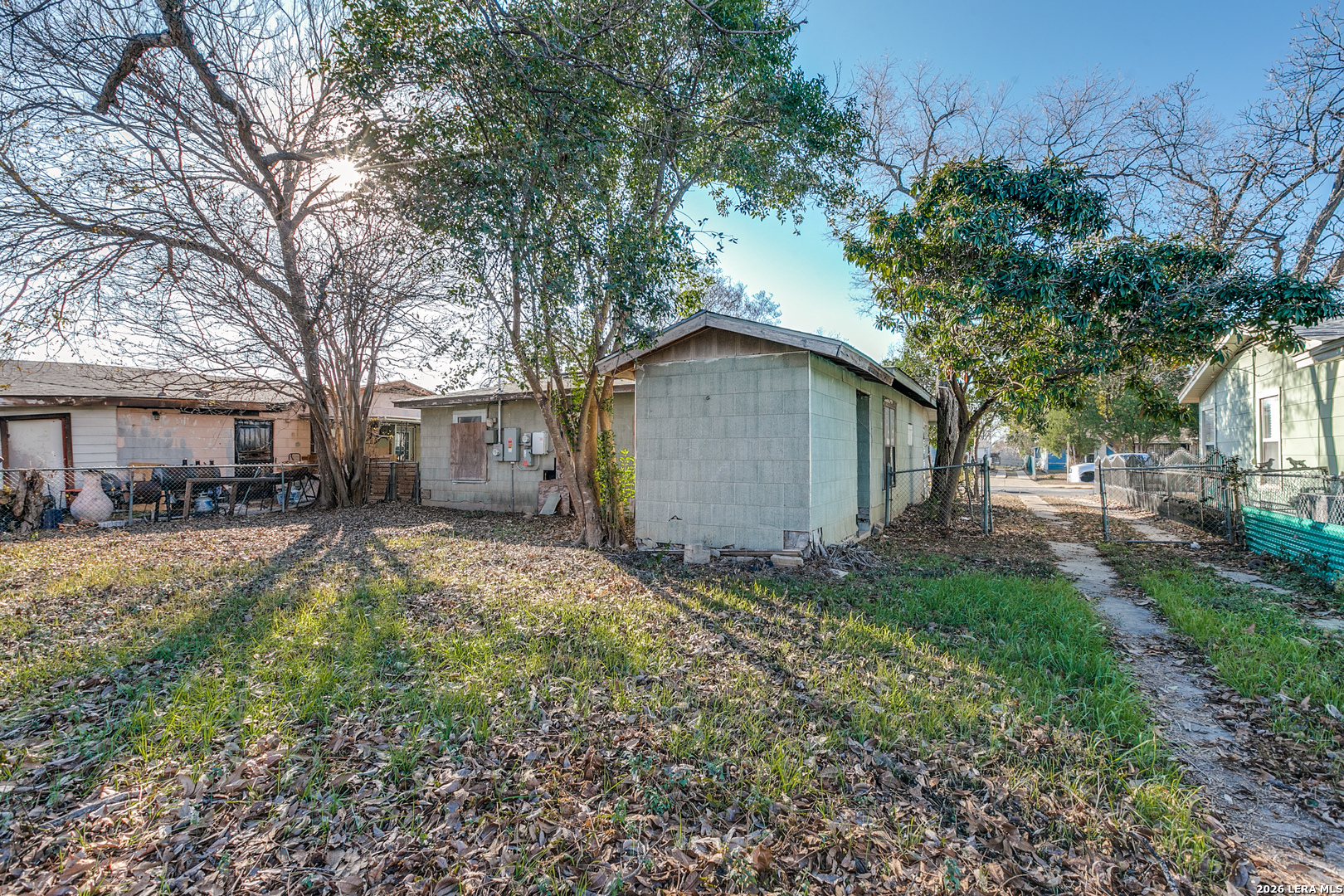 main property photo 21