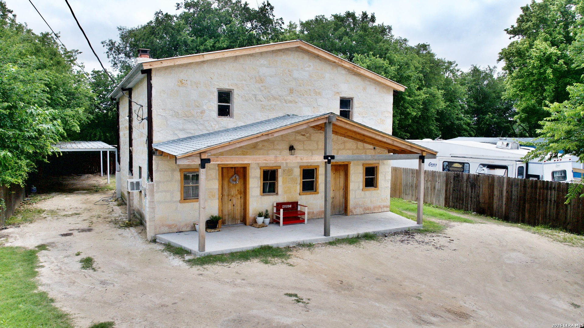 main property photo 35