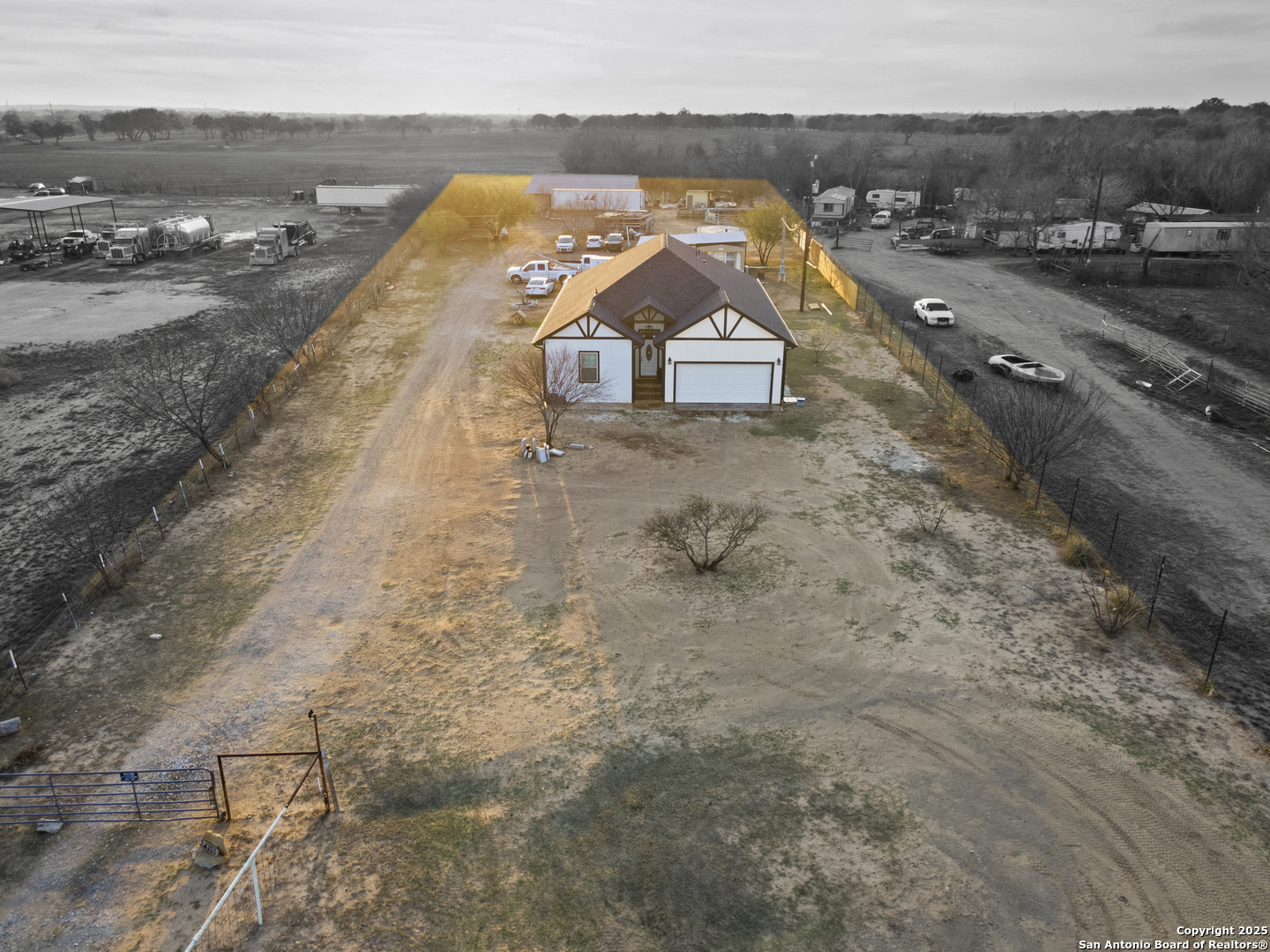 main property photo 3