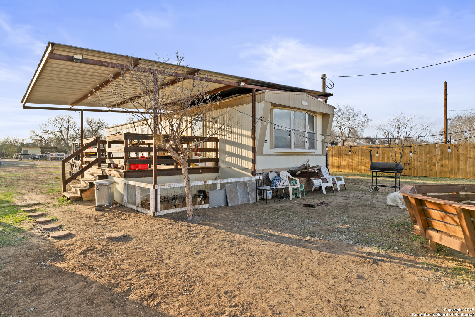 main property photo 31