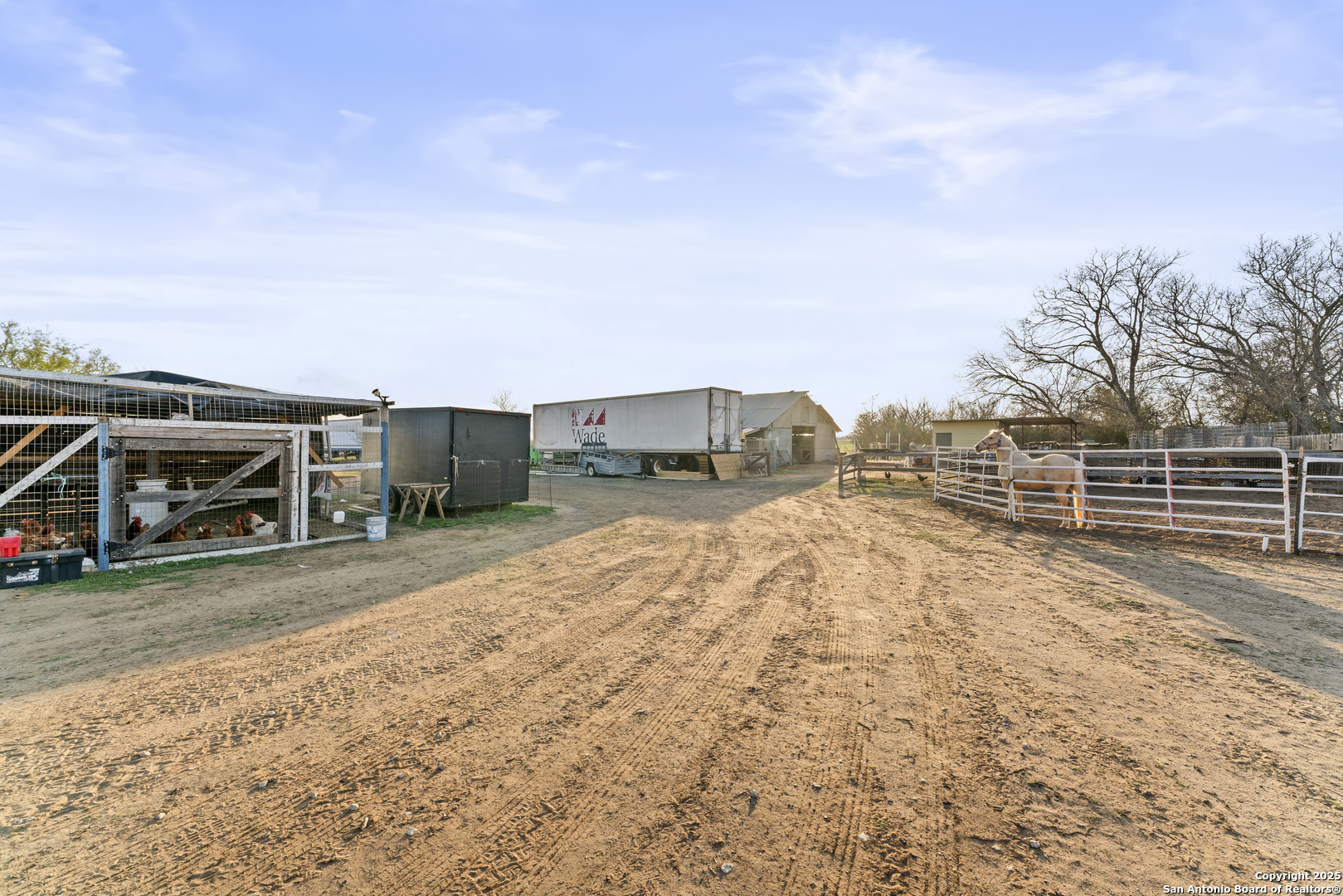 main property photo 32