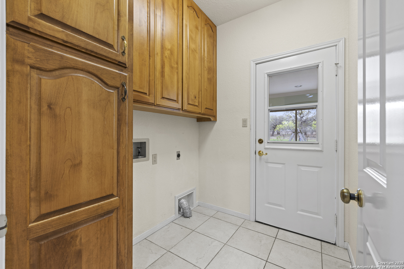 property viewer photo 16