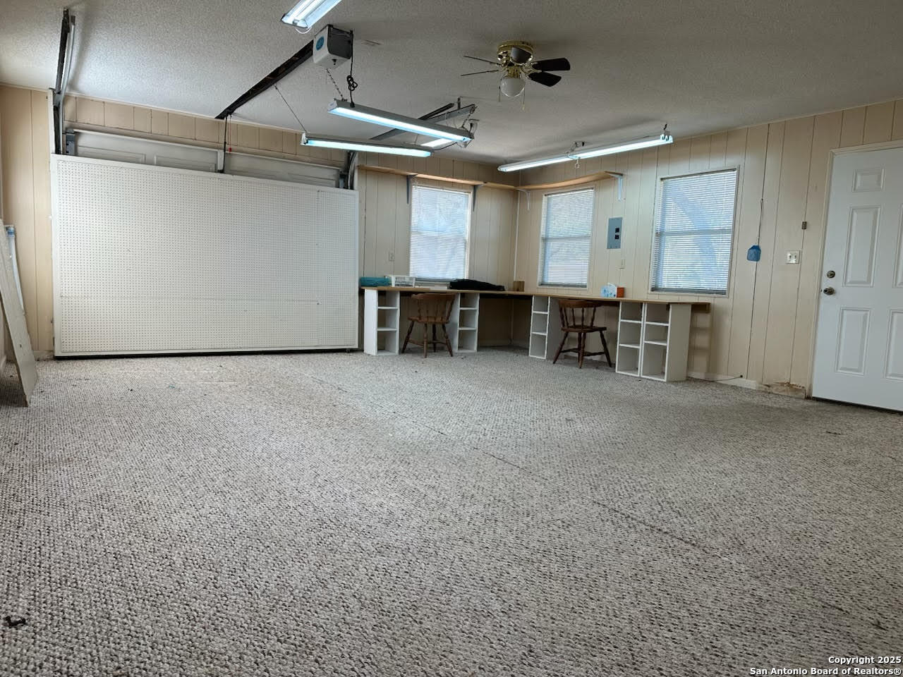 property viewer photo 18