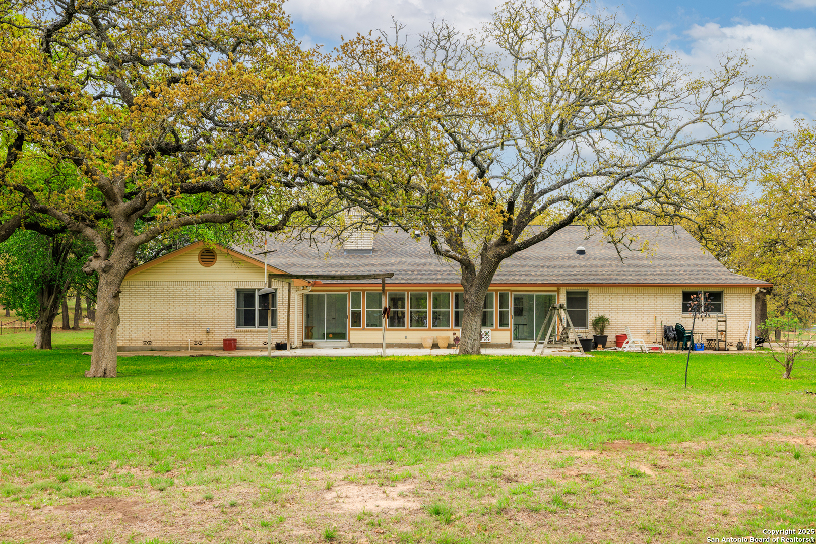 property viewer photo 19