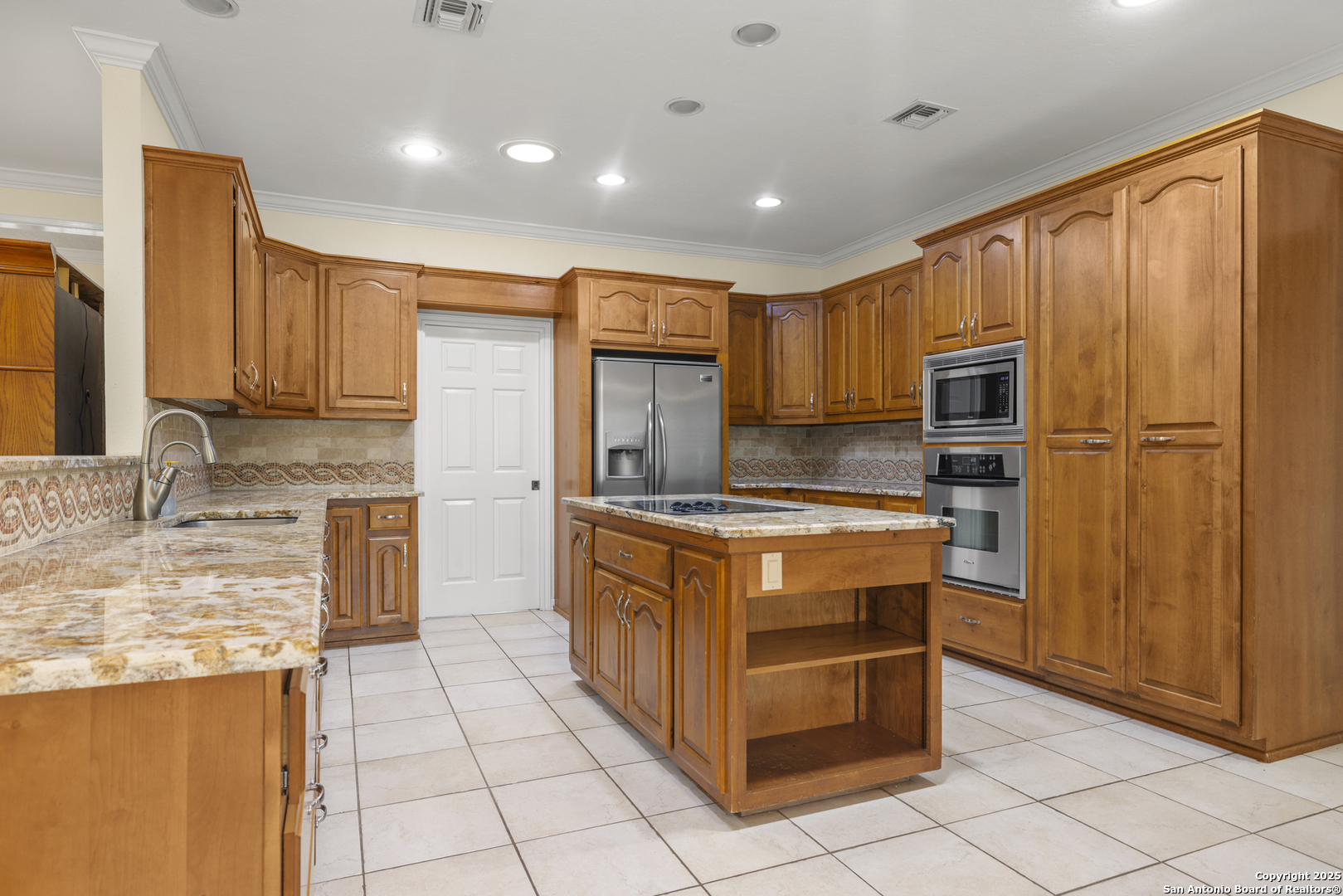 property viewer photo 4