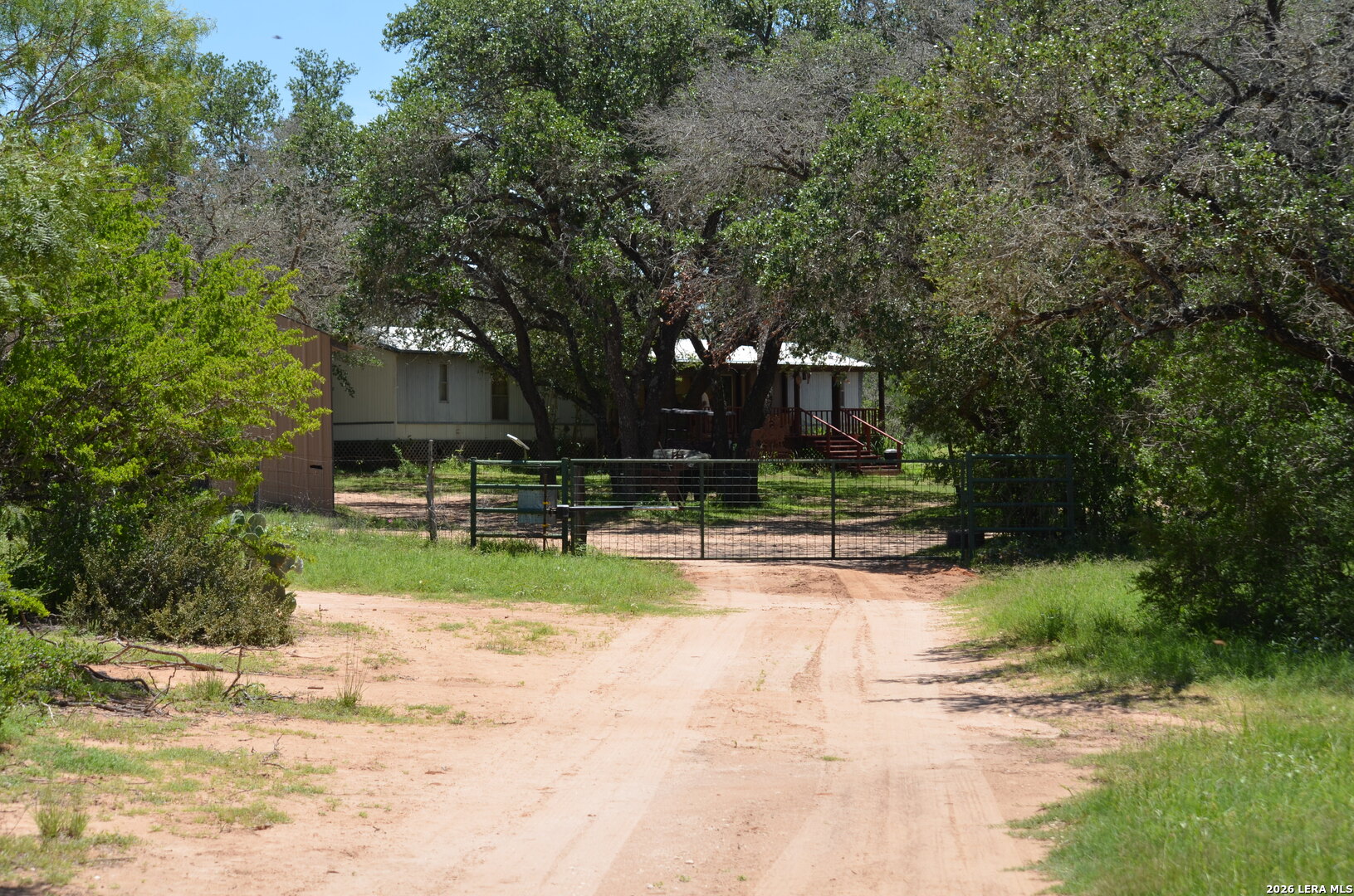 main property photo 7