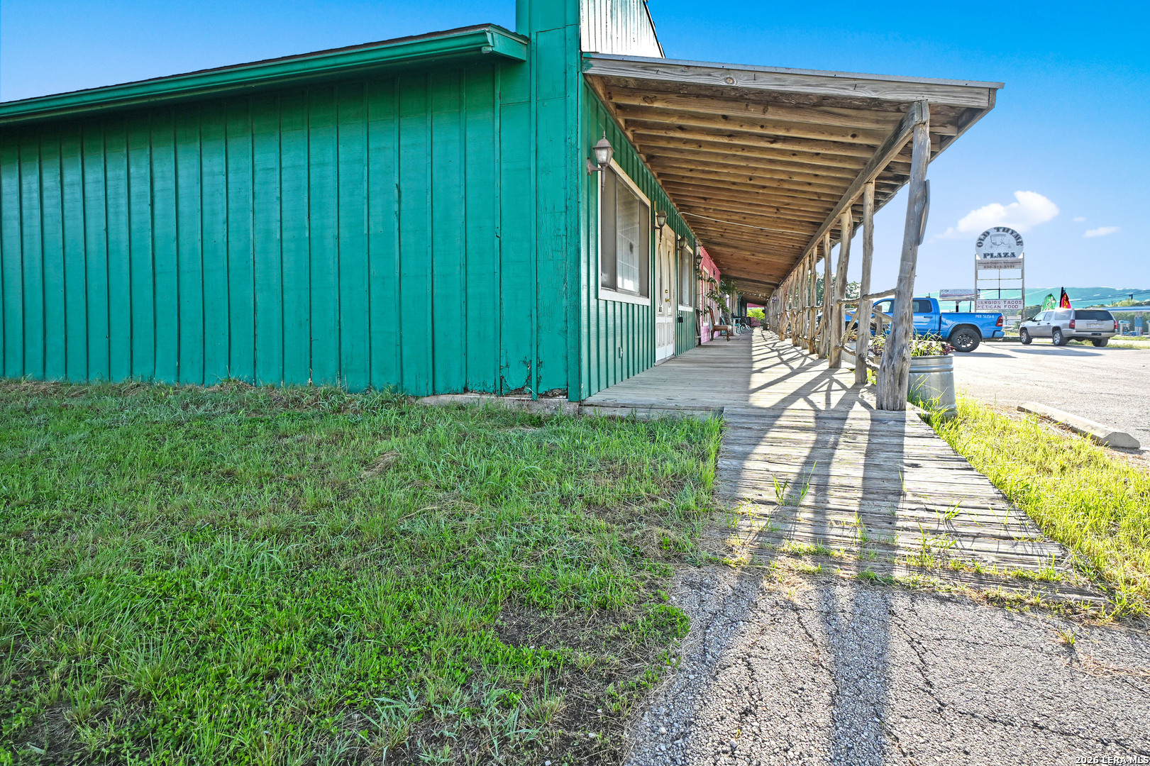 main property photo 3