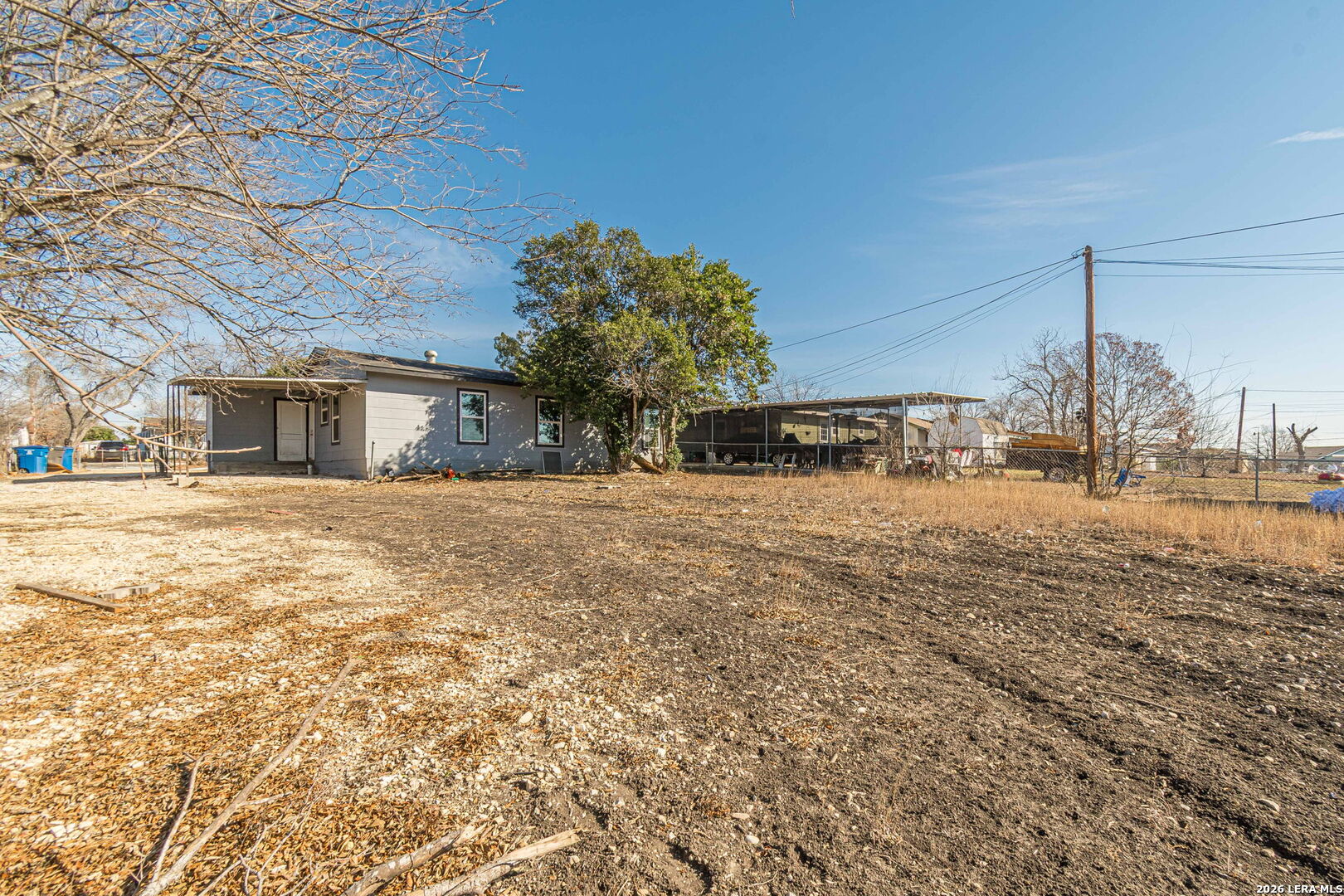 main property photo 36