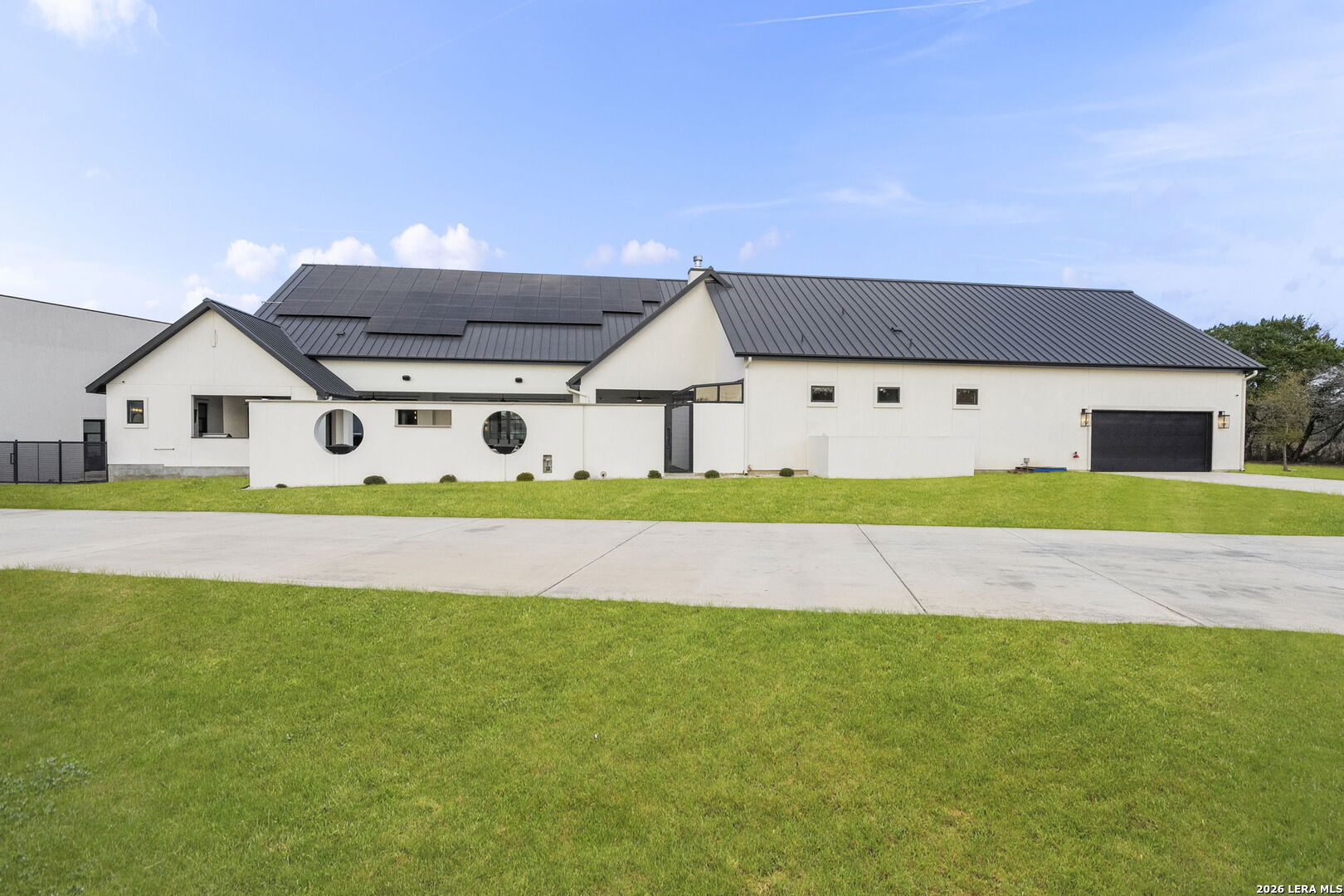 main property photo 111
