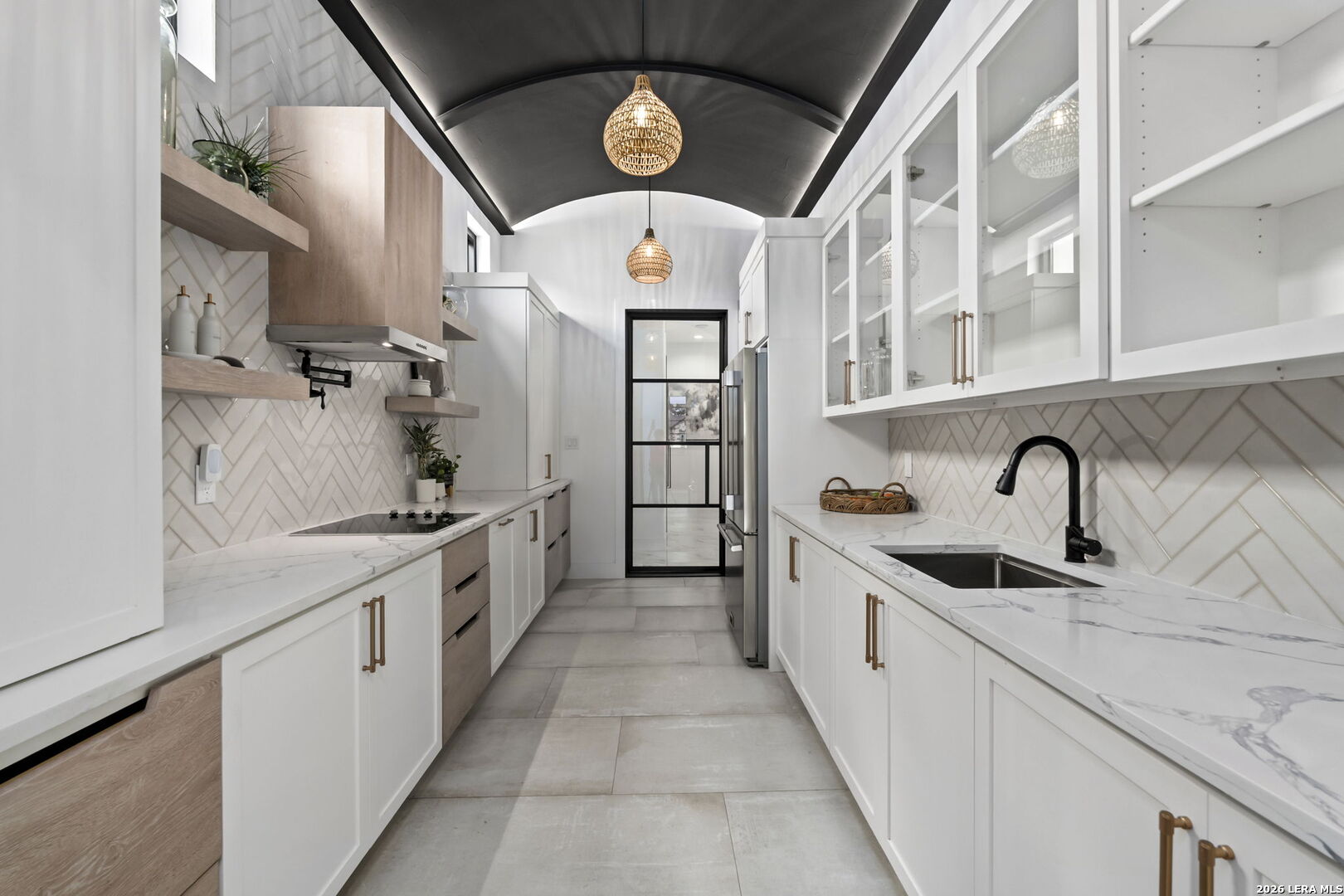 main property photo 60