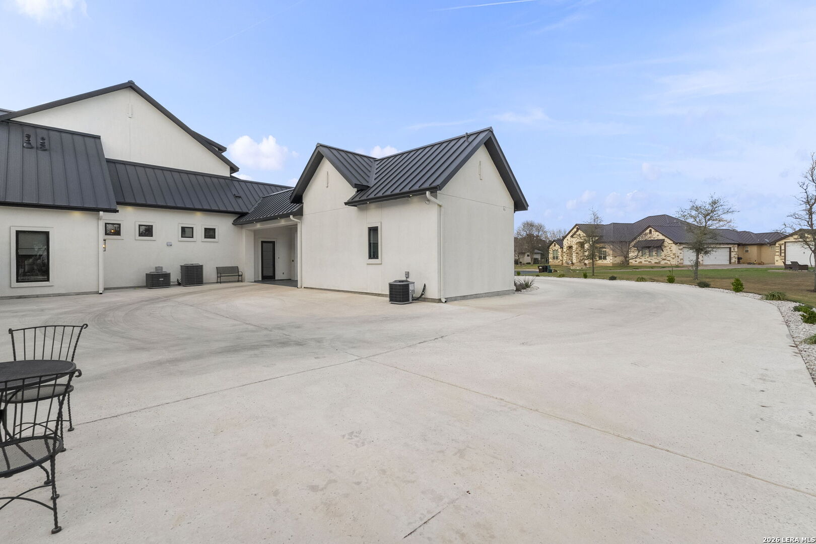 main property photo 82
