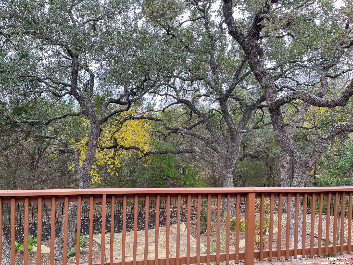 main property photo 37