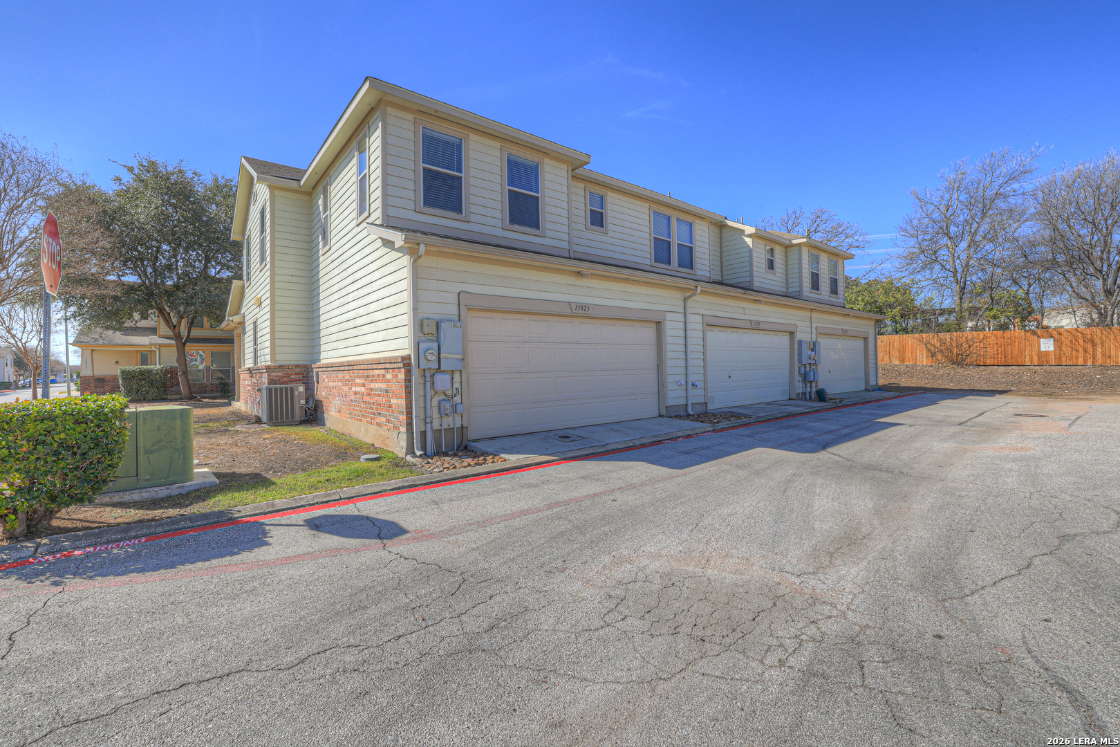 main property photo 26