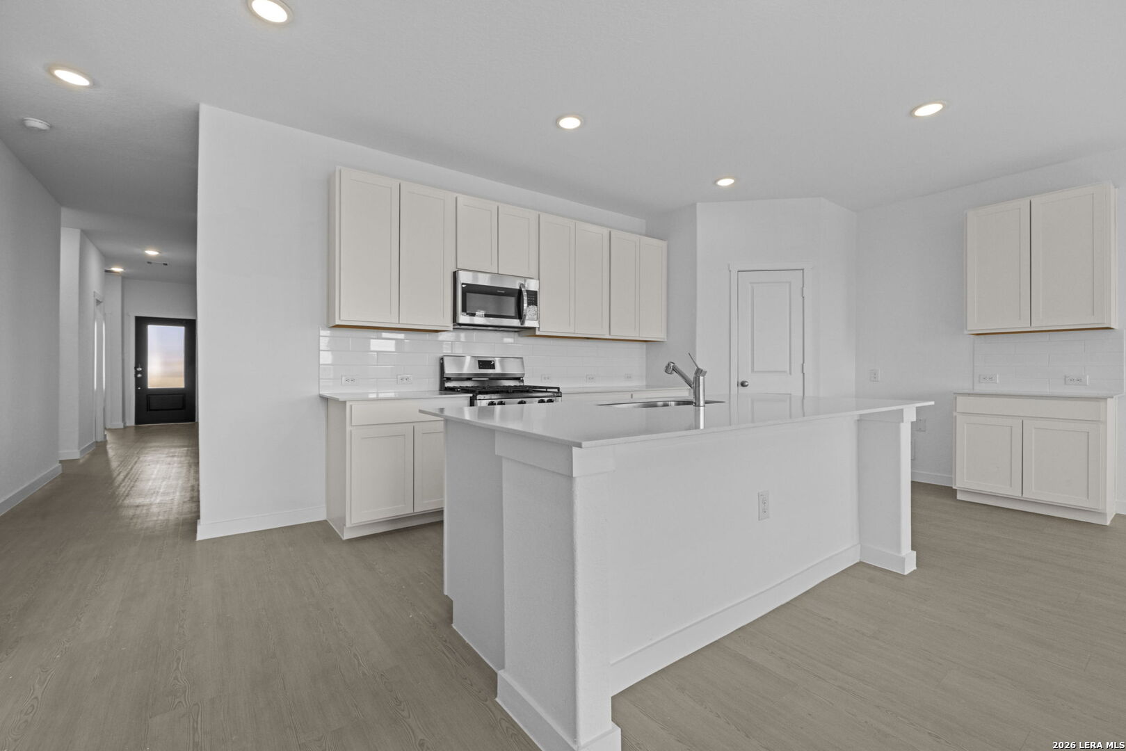 property viewer photo 10