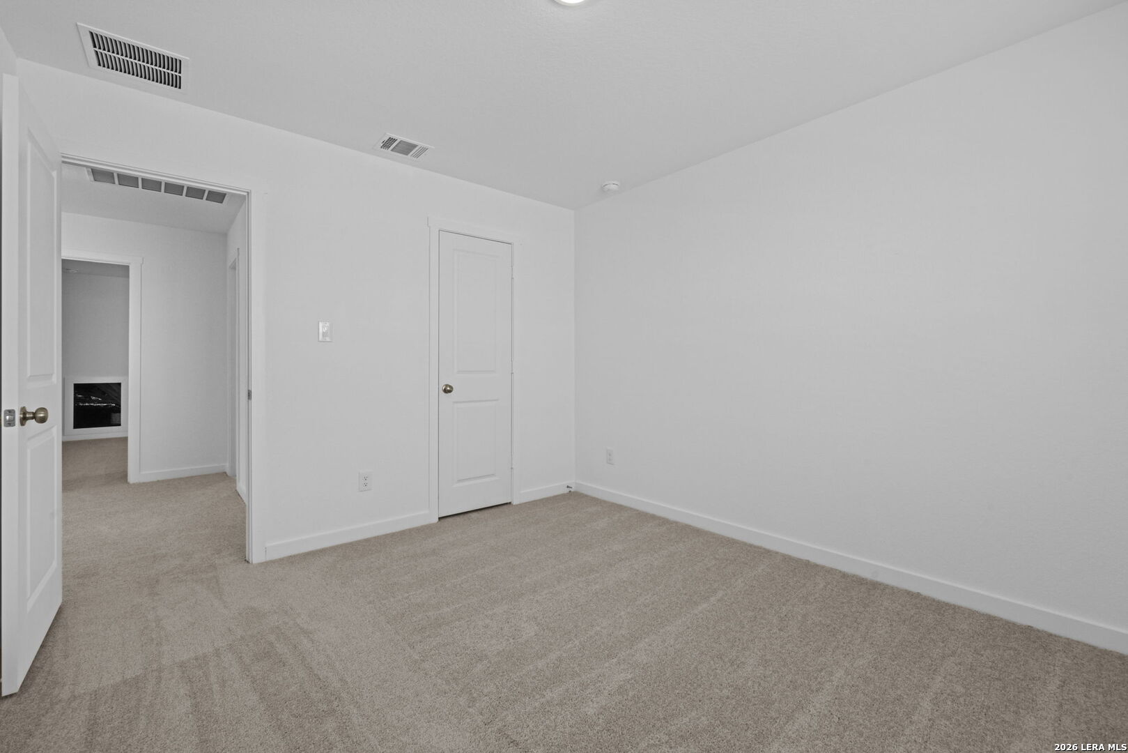 property viewer photo 26