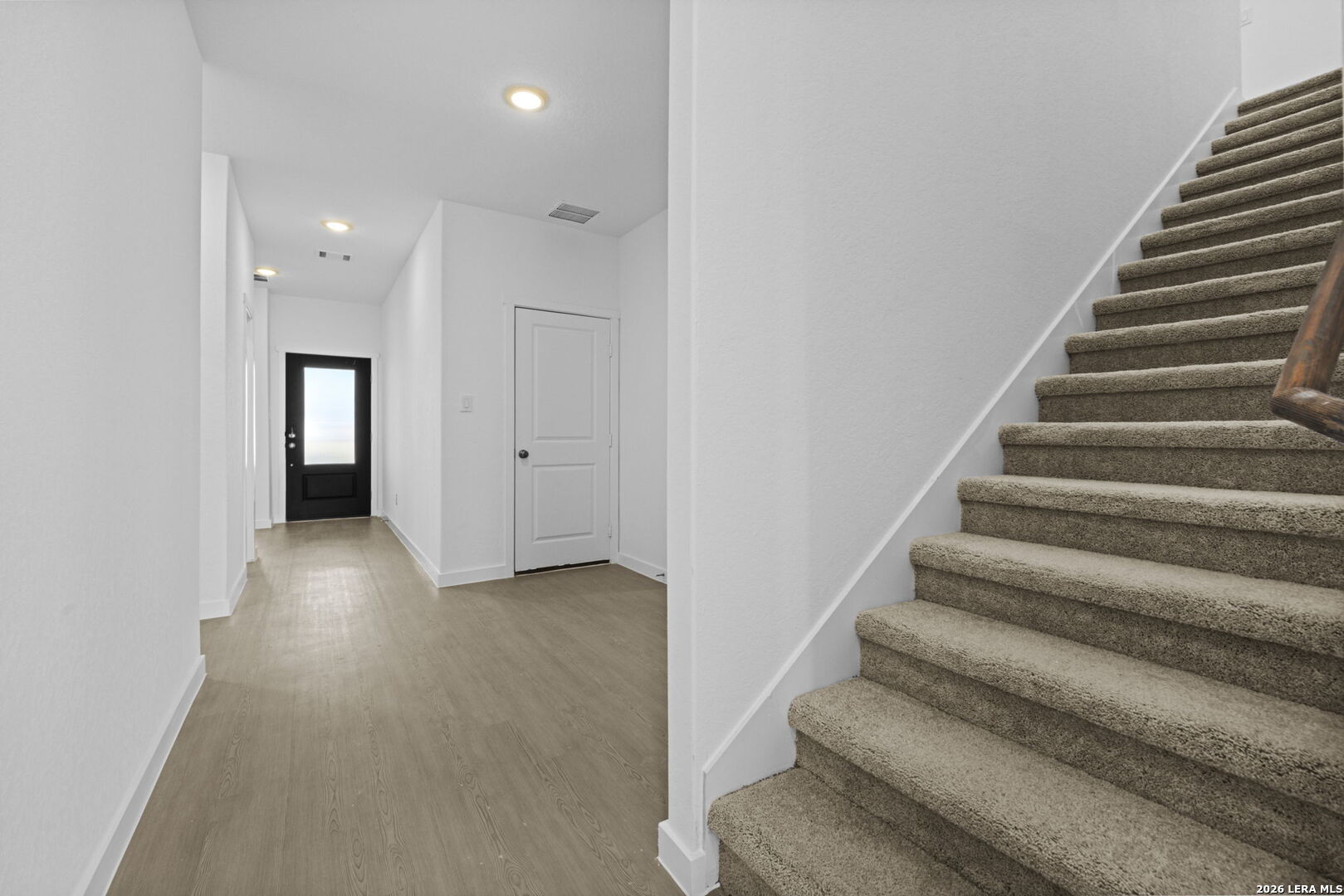 property viewer photo 8