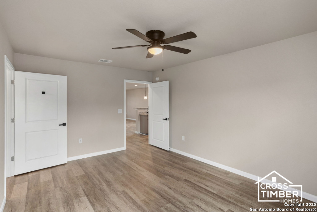property viewer photo 13