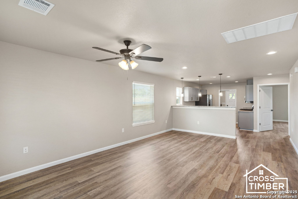 property viewer photo 7