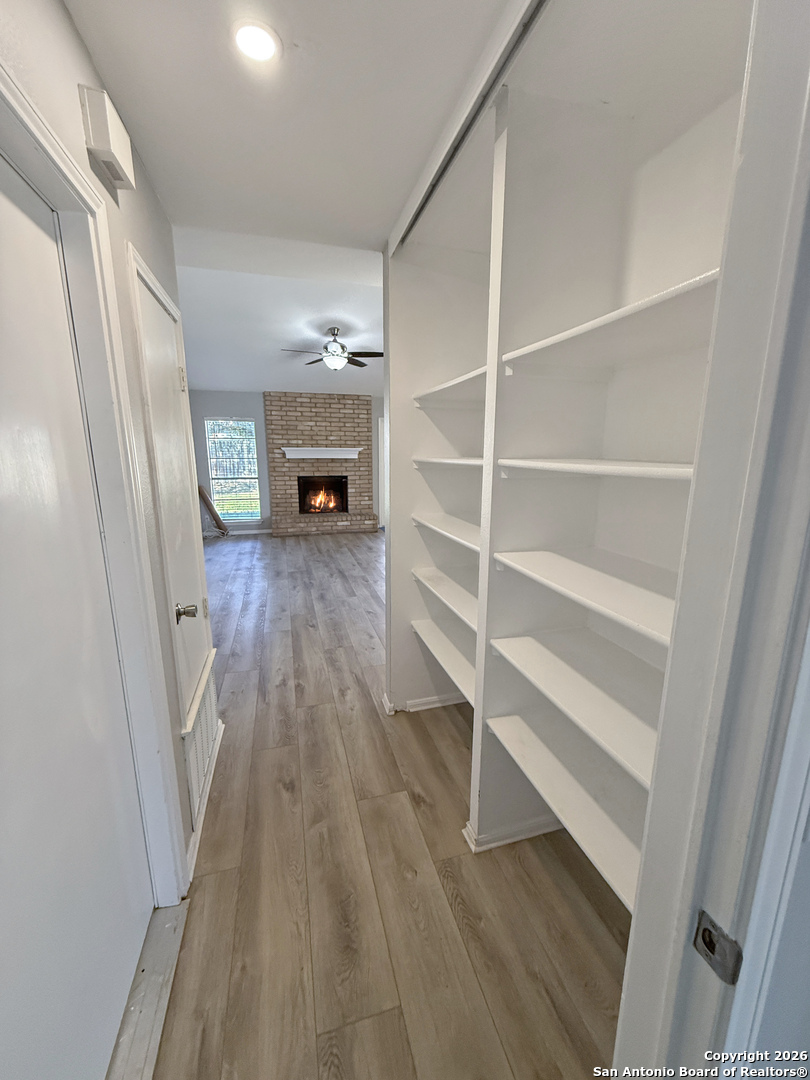 property viewer photo 14