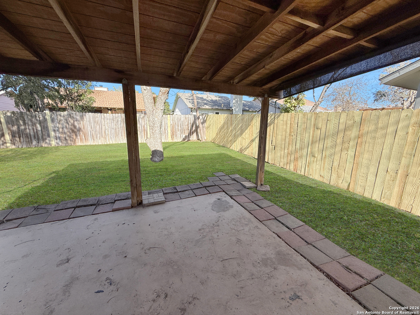 property viewer photo 19