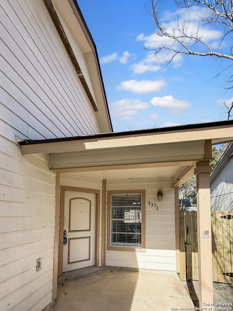 property viewer photo 2