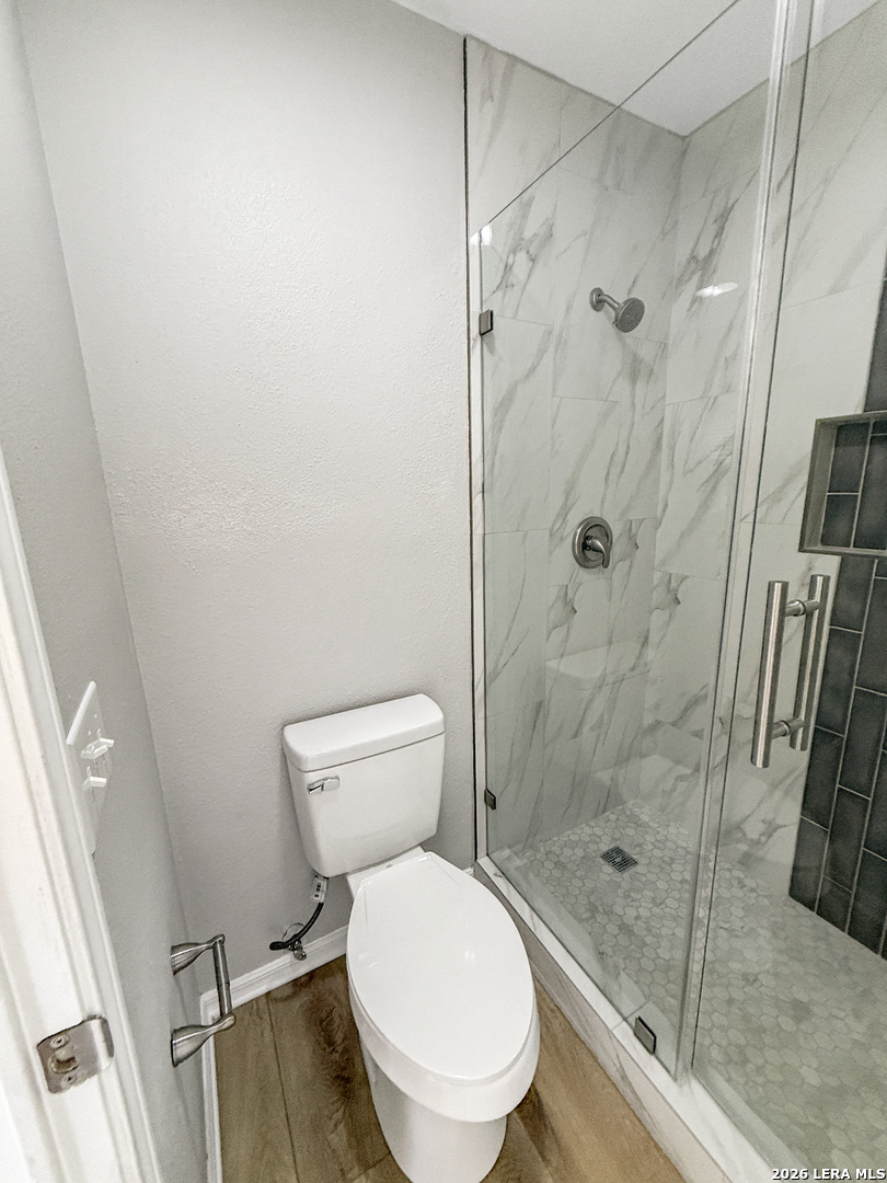 property viewer photo 22