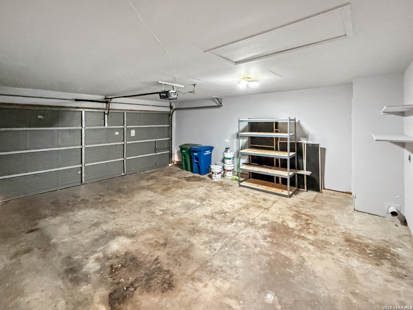 property viewer photo 25