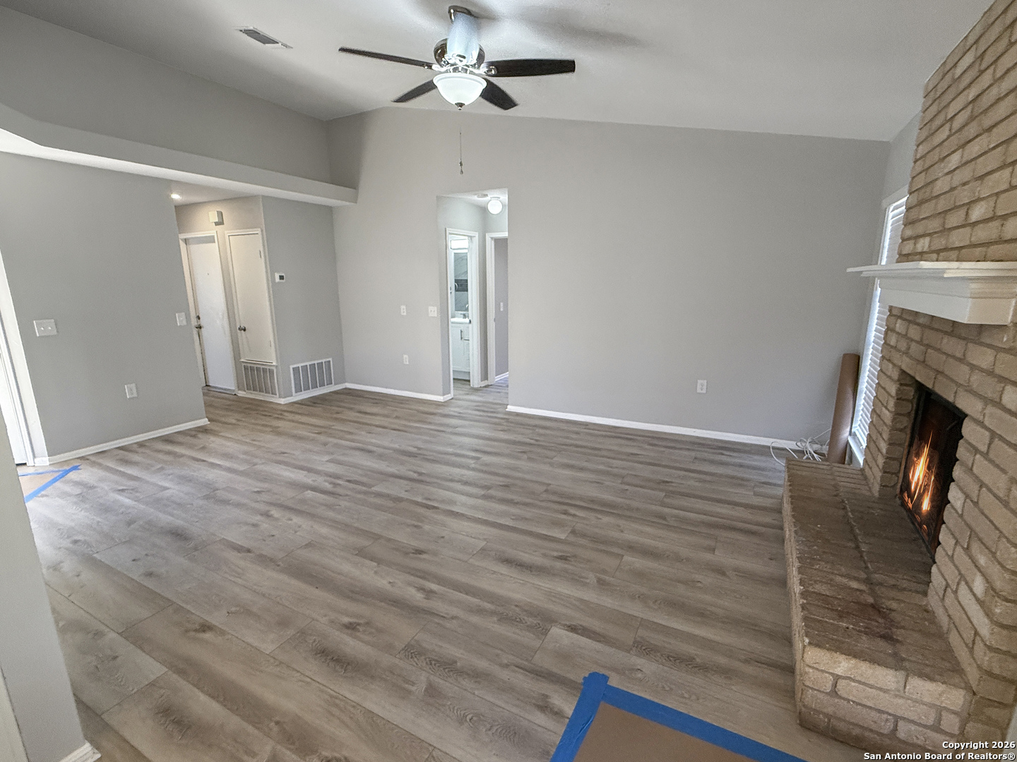 property viewer photo 5