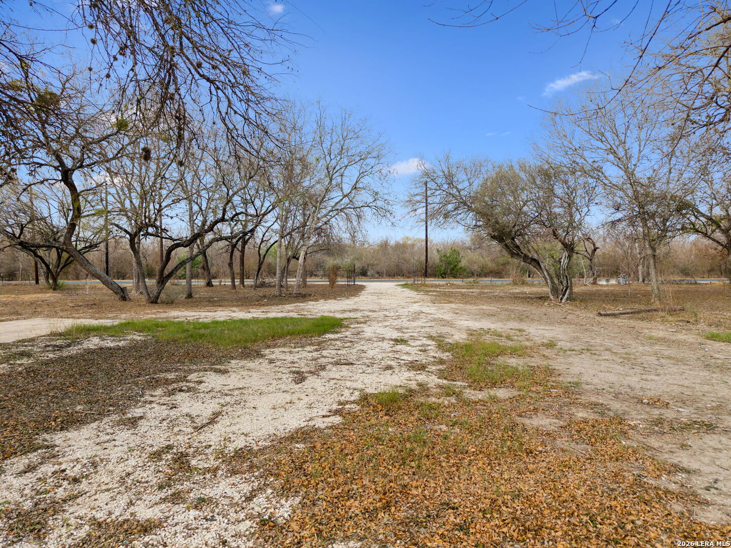 main property photo 9