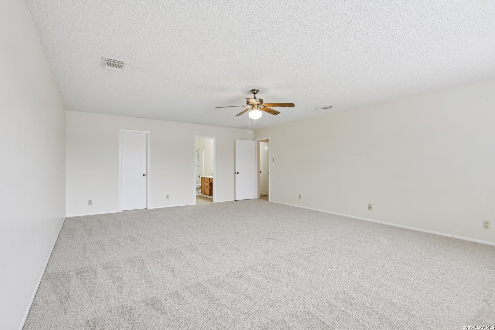 property viewer photo 13