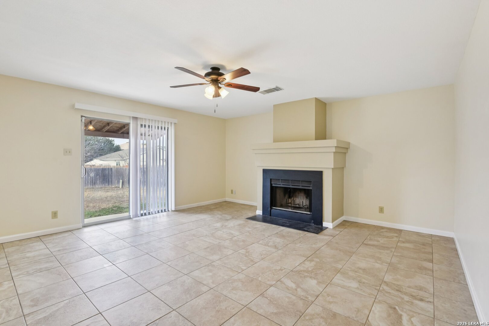 property viewer photo 4