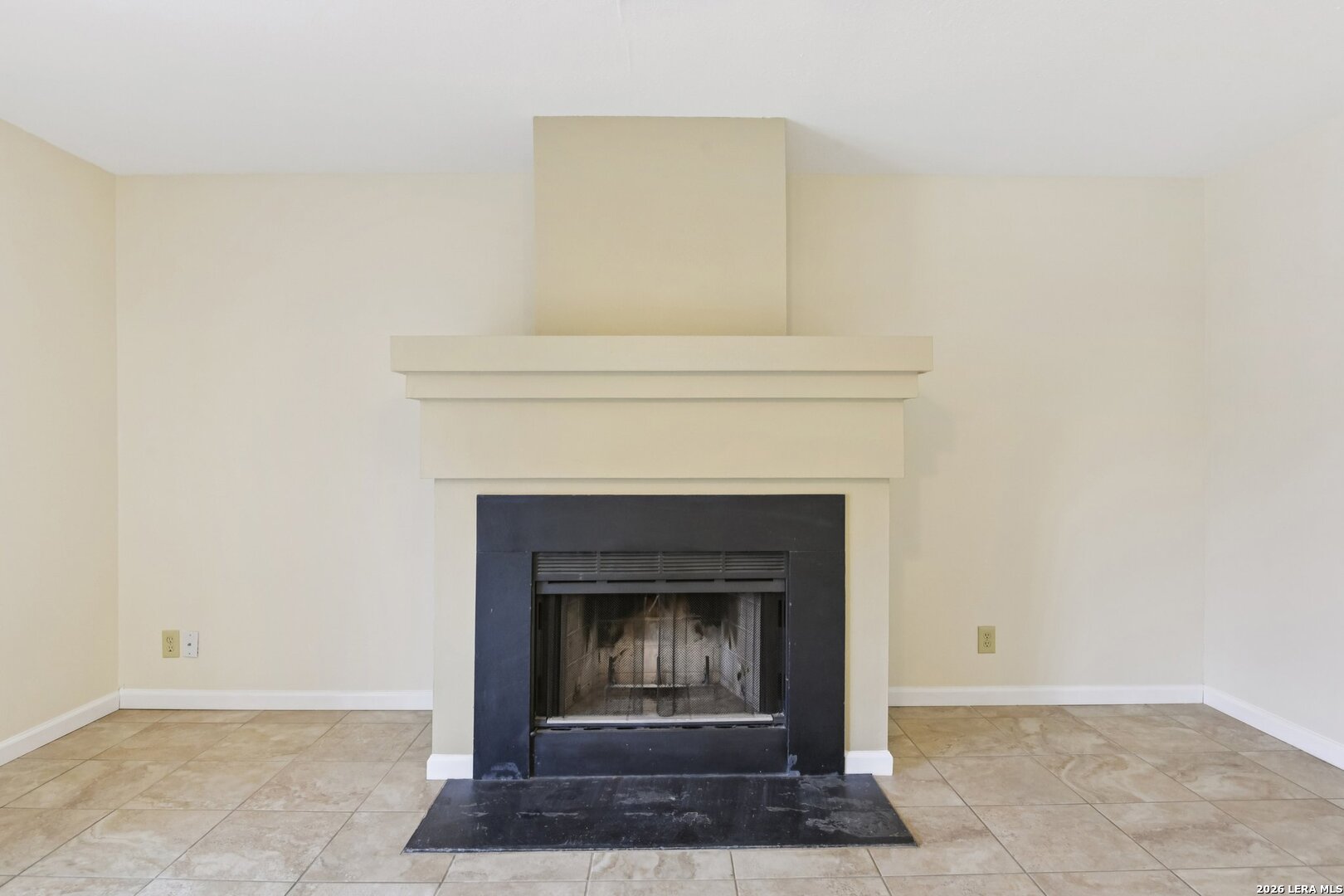 property viewer photo 5