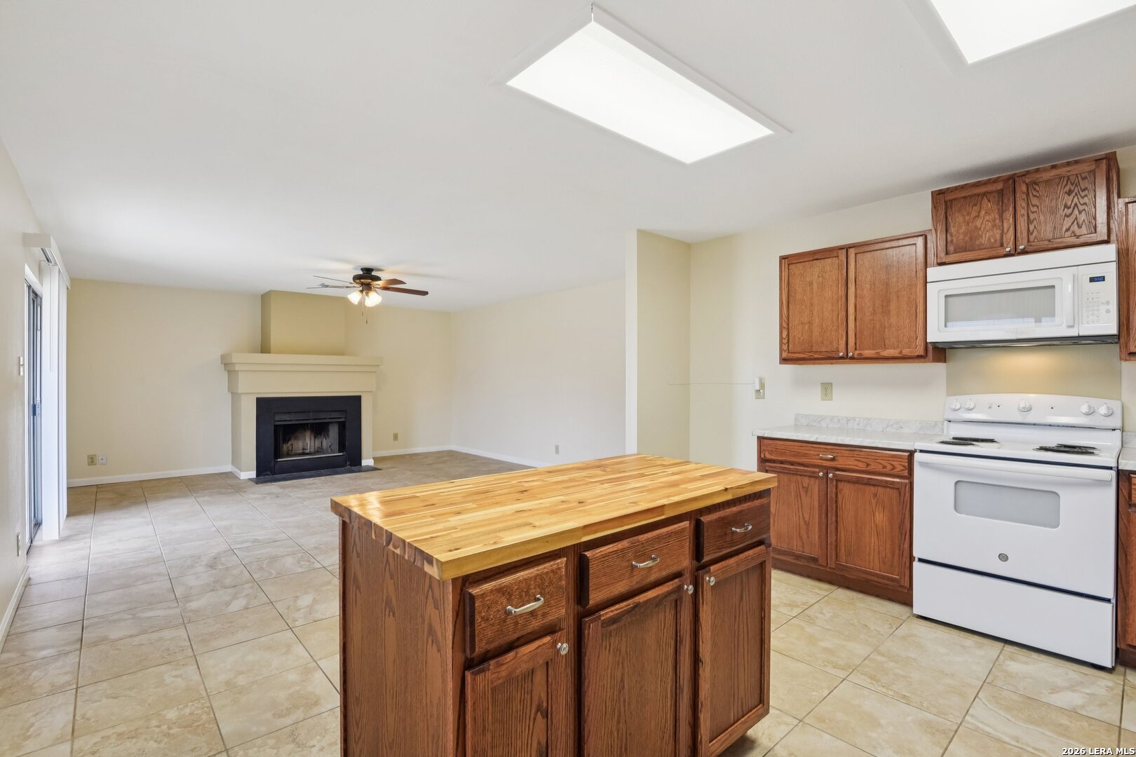 property viewer photo 9
