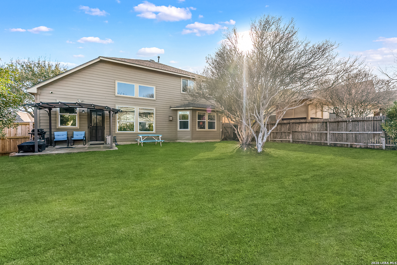 property viewer photo 20