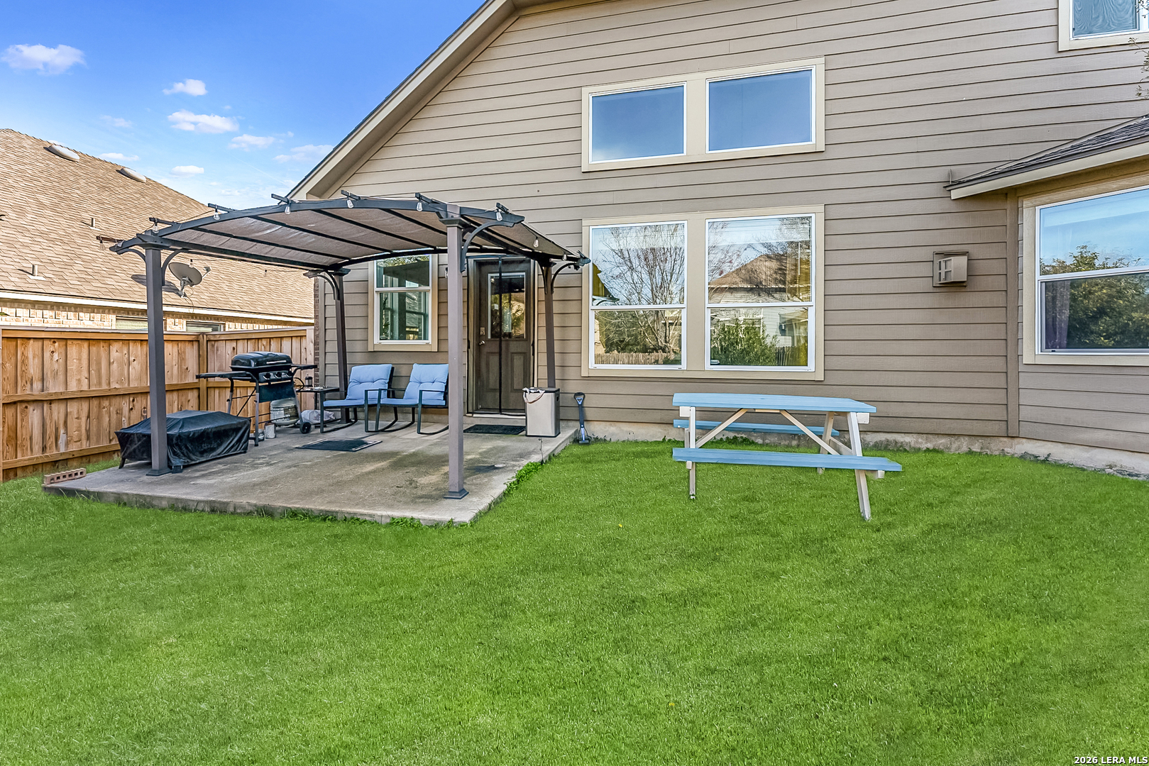 property viewer photo 22