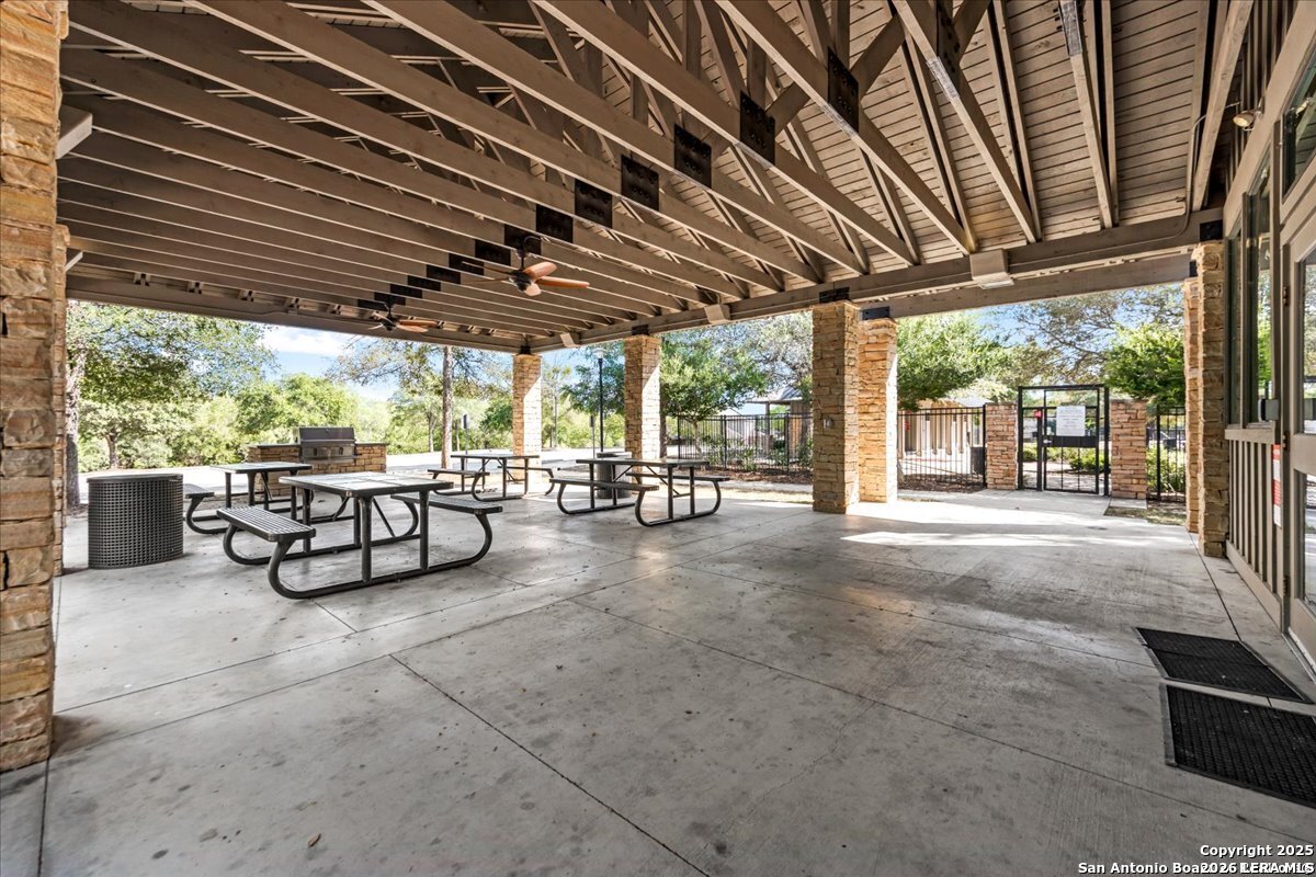 property viewer photo 28
